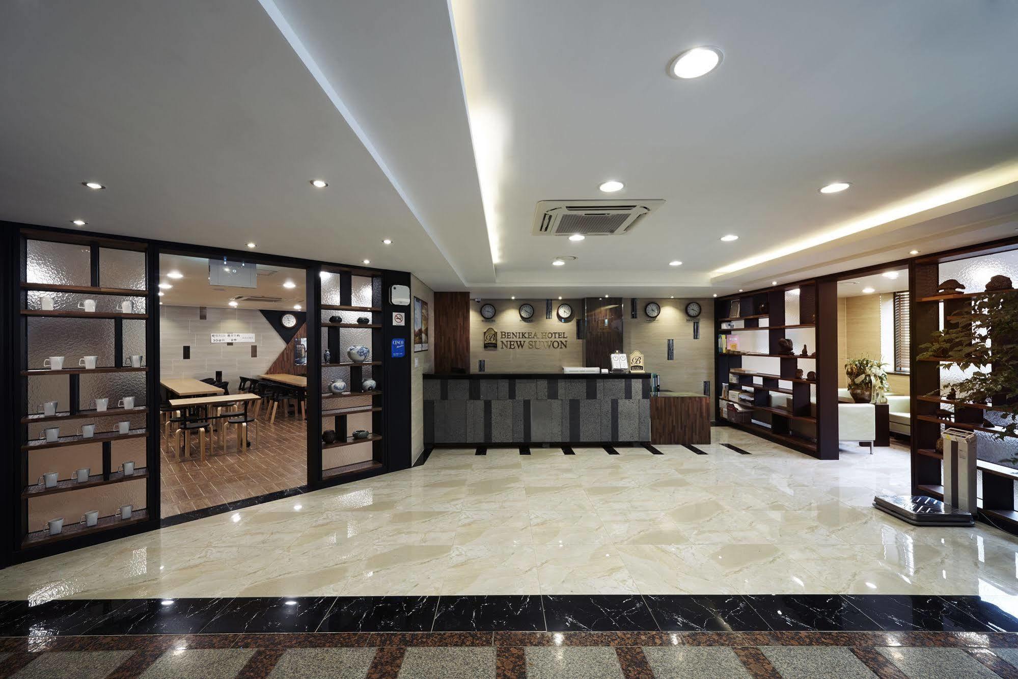 New Suwon Hotel Exterior photo